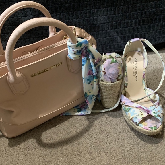 Purse with matching heels - Picture 2 of 2